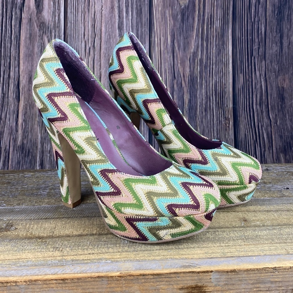 Madden Girl Malley Platform Shoes- Size 7.5